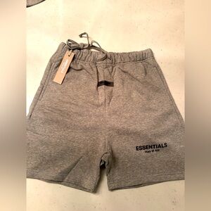 🚨MUST GO SALE🚨New Essentials Fear of God Gray Shorts Size S but can fit M & XS
